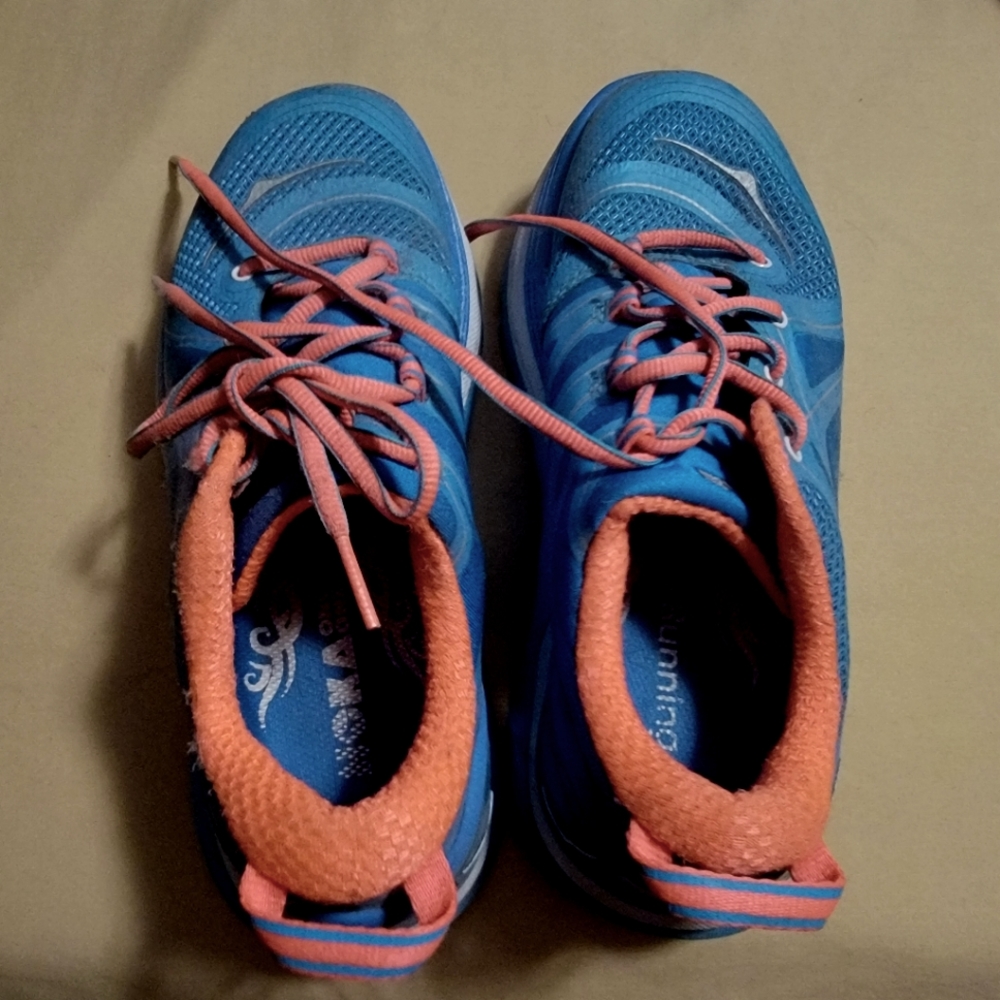 Hoka One One size 5